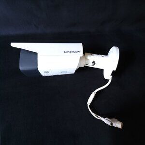 Hikvision 4MP IR Outdoor Housing Bullet IP Network Security Camera DS-2CD2T42WD